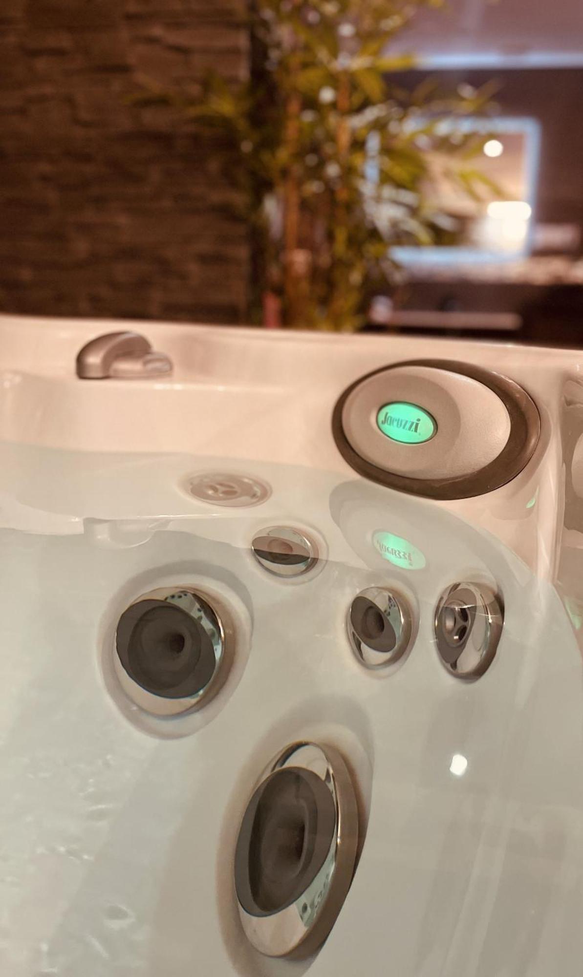 O Venus Spa Sin-le-Noble Zewnętrze zdjęcie
